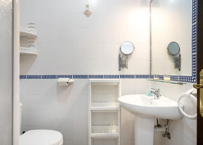 Artico 205 * كونيل ذي لا فرونتيرا